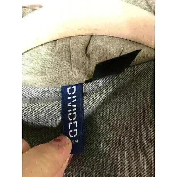 H&M “Divided” Gray/Blue Jean Jacket Unisex Adults Size Small - Picture 3 of 7